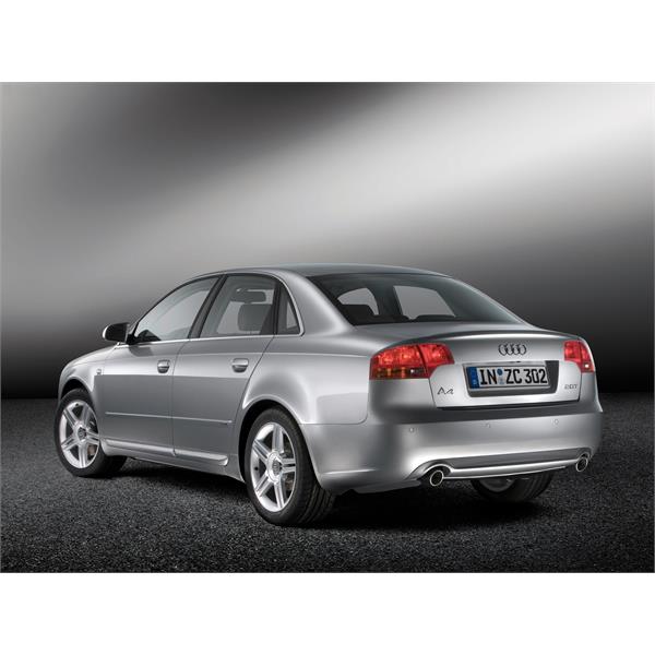 AUDİ A4 8E B7 2004-2008 STOP LAMBASI DIŞ DUYLU SOL HELLA