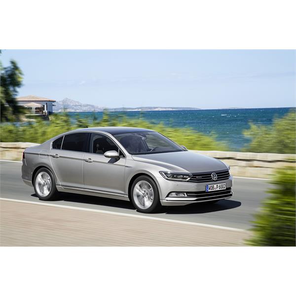 VOLKSWAGEN PASSAT B8 2015-2019 DIŞ DİKİZ AYNA CAMI SOL