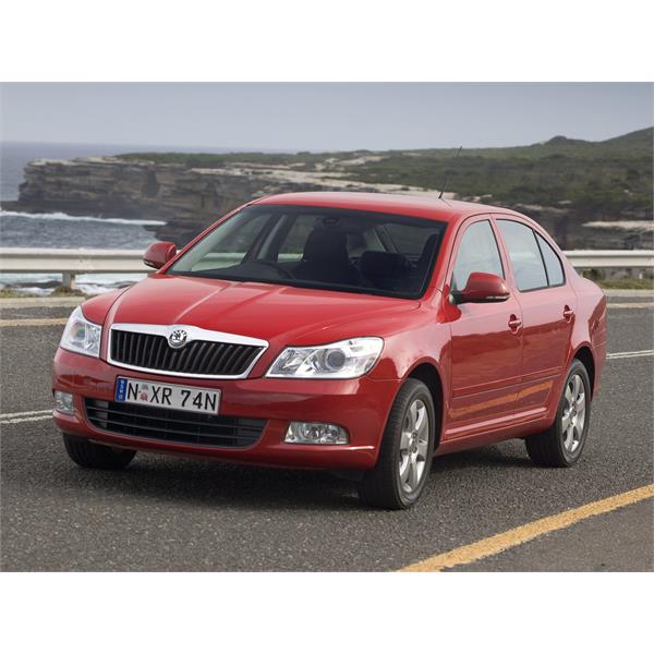 SKODA OCTAVİA A5 1Z 2009-2013 ÖN TAMPON