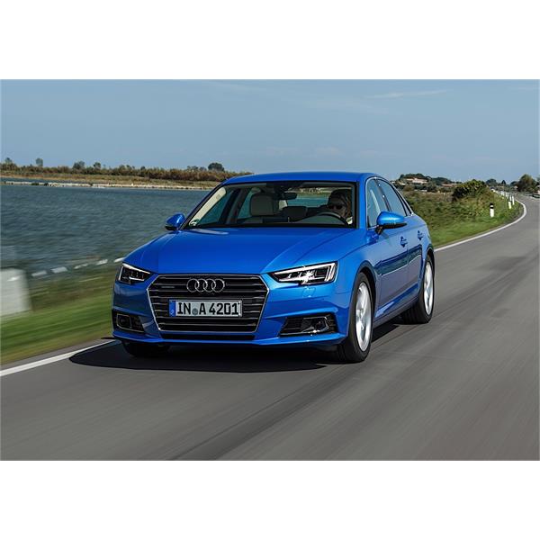 AUDİ A4 8W B9 2016-2022 MOTOR KAPUT İZOLASYONU