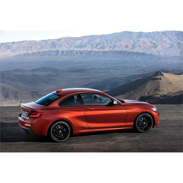 BMW 2 SERİSİ F22 F23 F45 F87 13-18 SPORT ÇAMURLUK YAZI SETİ