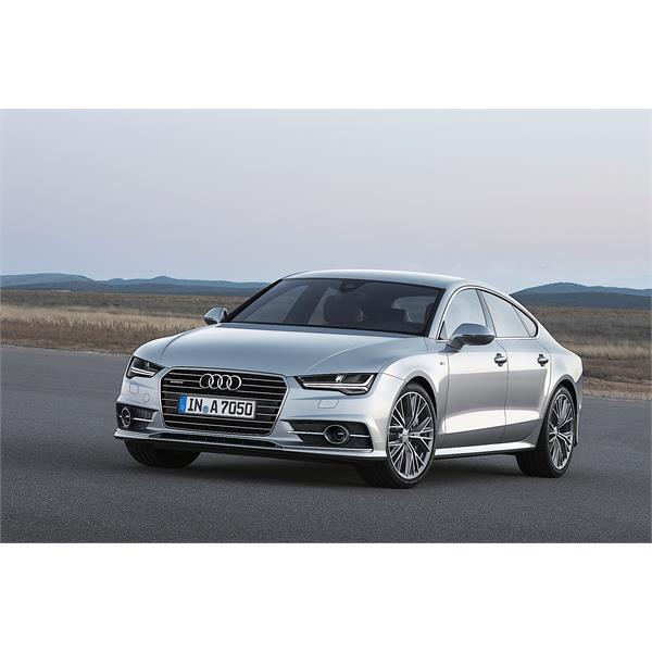 AUDİ A7 2015-2018 ÖN PANJUR ARMASI KROM ORİJİNAL