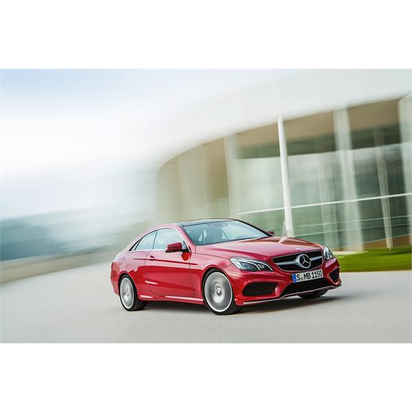 MERCEDES E SERİSİ C207 A207 COUPE ÖN SİLECEK SETİ 600mm / 600mm SWF