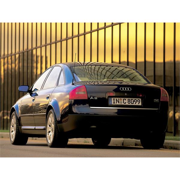 AUDİ A6 4B C5 1996-2005 SEDAN STOP LAMBASI SOL DEPO